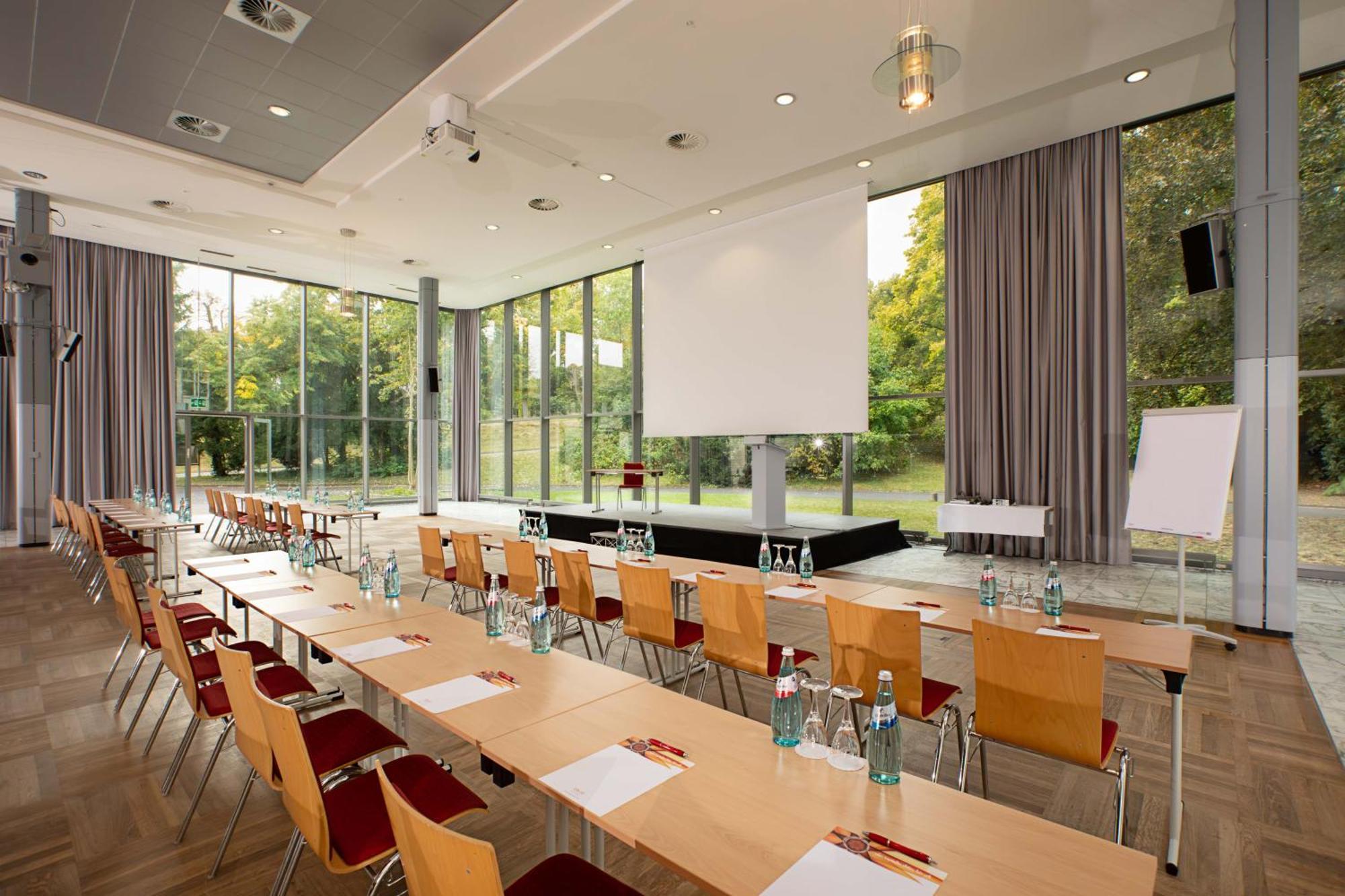 Hotel Dolce By Wyndham 4*